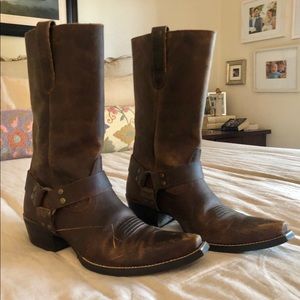 Women’s Ariat boots 8.5